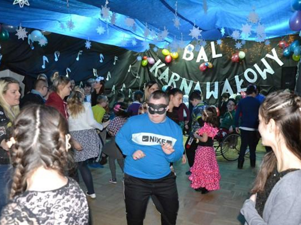 Bale karnawałowe w SOSW