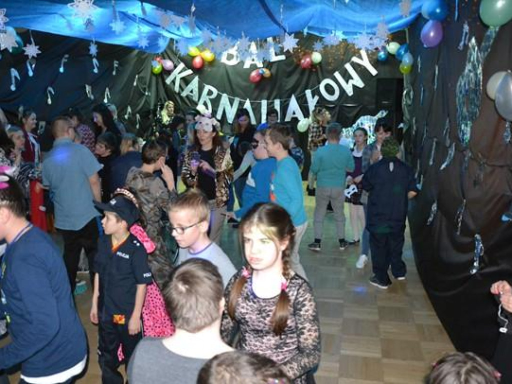 Bale karnawałowe w SOSW