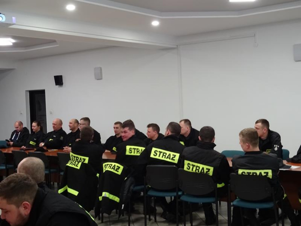 Szkolenie strażaków-ochotników w PSP