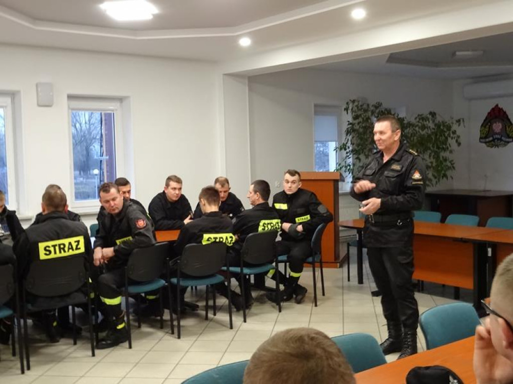 Szkolenie strażaków-ochotników w PSP