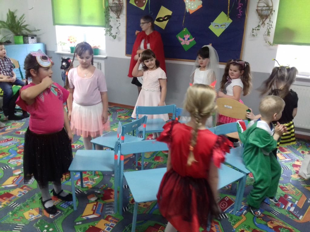 Bal karnawałowy w SP w Walinnie