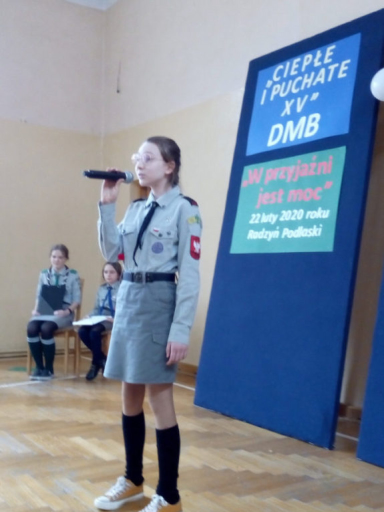 Zjazd harcerzy w I LO w Radzyniu