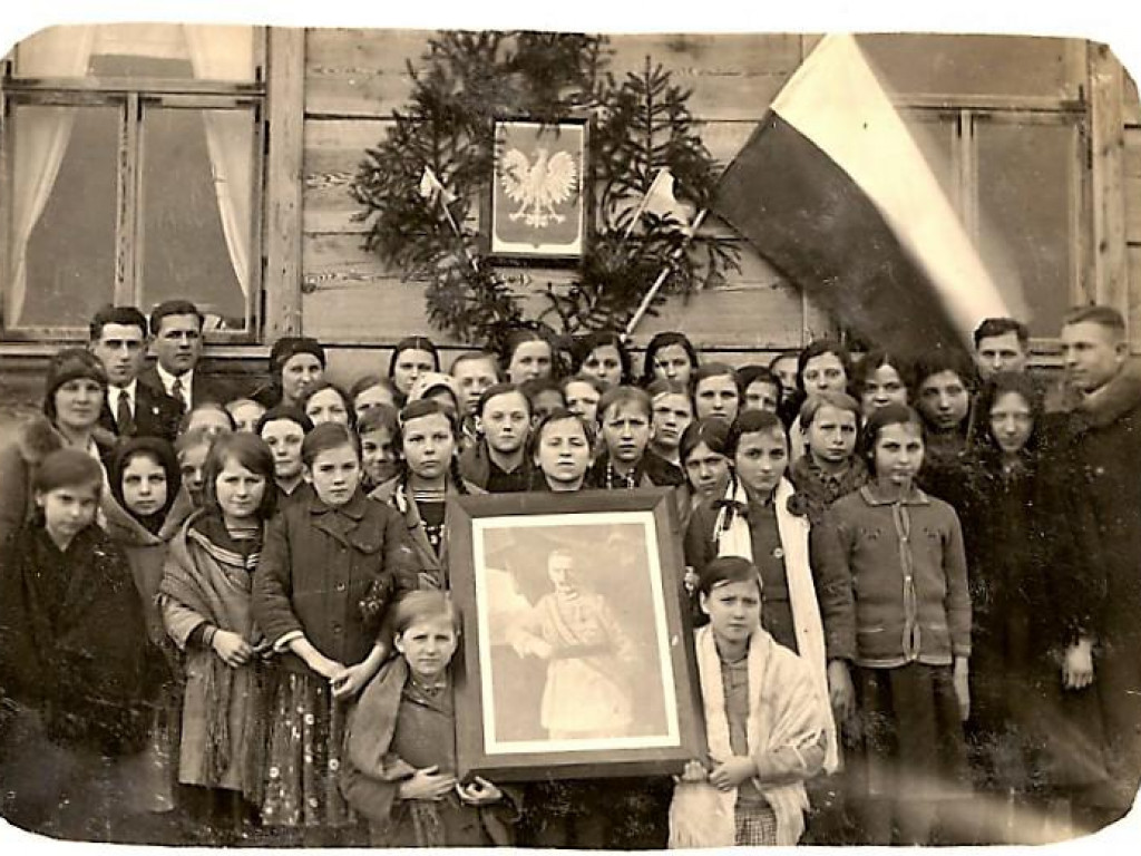 Historia Szkoły Podstawowej w Turowie