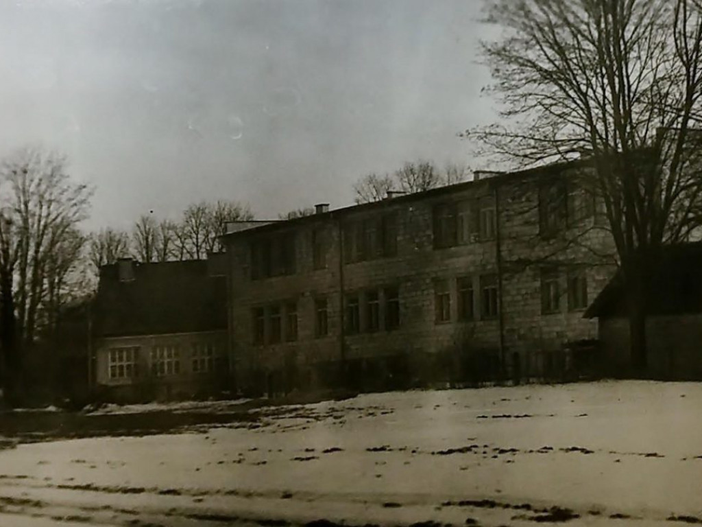 Historia Szkoły Podstawowej w Turowie