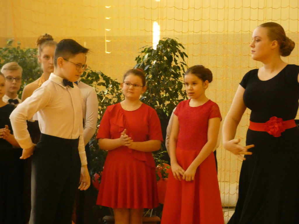 Turniej Tańca Towarzyszkiego Oraz Formacji Tanecznych w Zabielu
