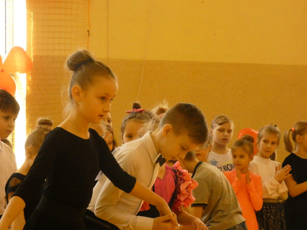 Turniej Tańca Towarzyszkiego Oraz Formacji Tanecznych w Zabielu