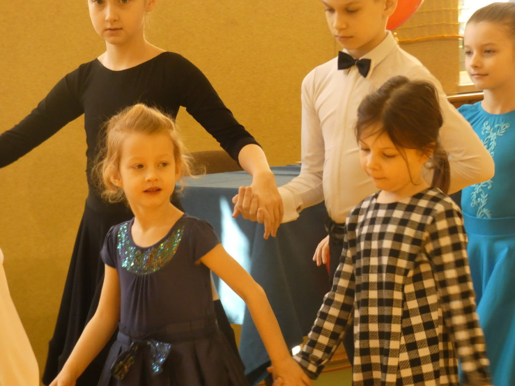 Turniej Tańca Towarzyszkiego Oraz Formacji Tanecznych w Zabielu