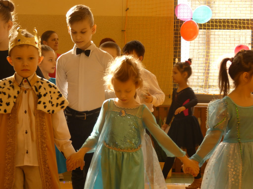 Turniej Tańca Towarzyszkiego Oraz Formacji Tanecznych w Zabielu