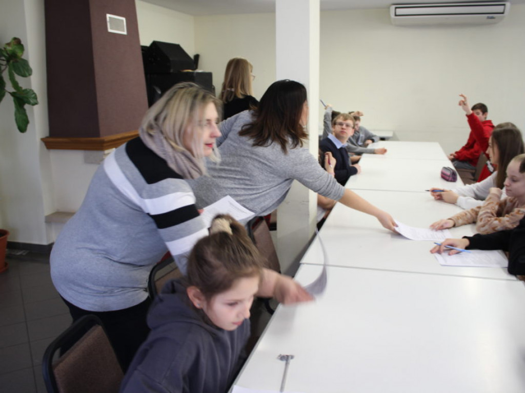 Eliminacje turnieju wiedzy pożarniczej w Komarówce P.