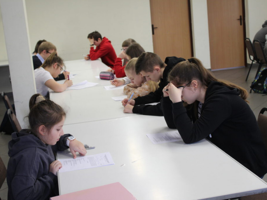 Eliminacje turnieju wiedzy pożarniczej w Komarówce P.