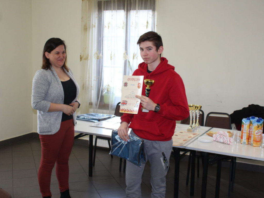 Eliminacje turnieju wiedzy pożarniczej w Komarówce P.