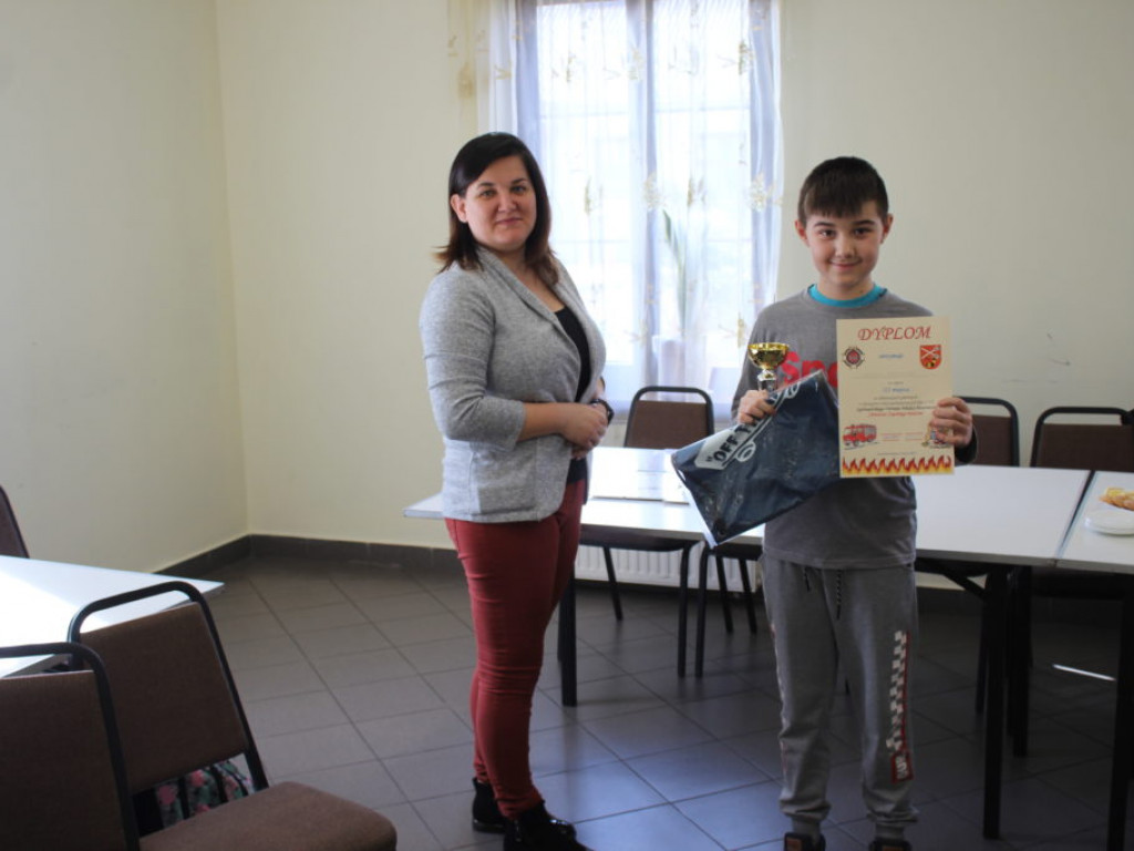 Eliminacje turnieju wiedzy pożarniczej w Komarówce P.