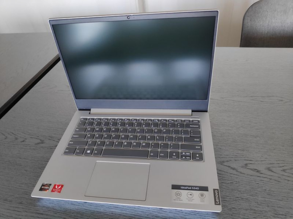 Laptopy i tablety dla uczniów z gmin Kąkolewnica i Wohyń