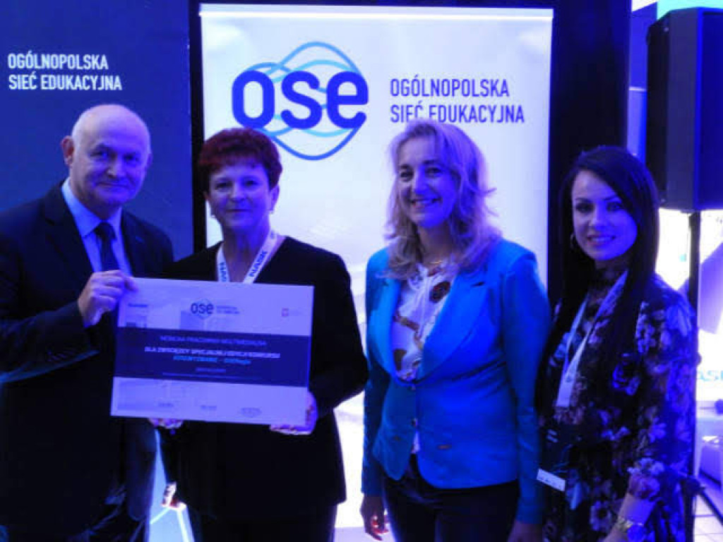 Laptopy i tablety dla uczniów z gminy Ulan-Majorat