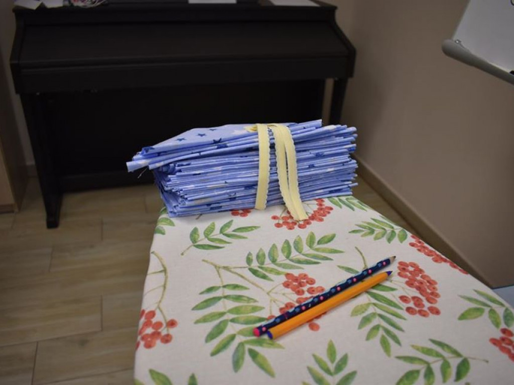 Szycie i rozdawanie maseczek w gminie Wohyń