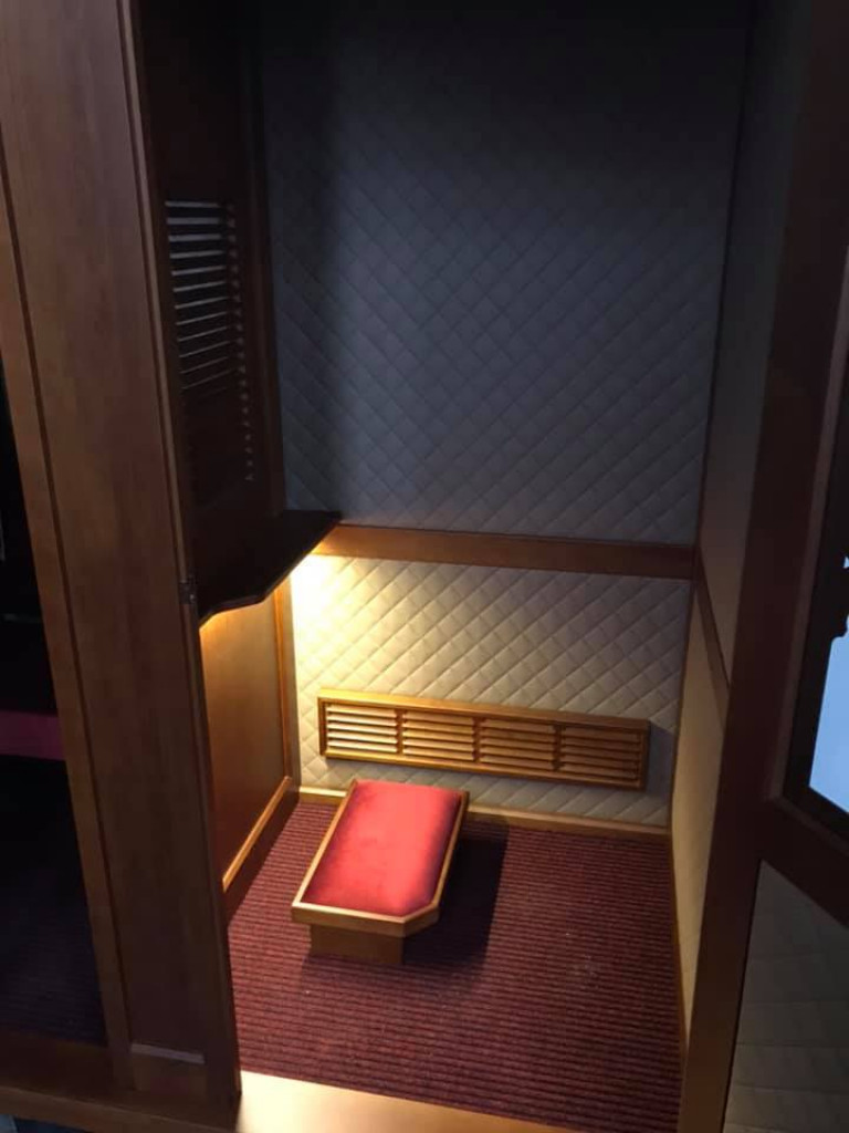 Nowy konfesjonał w kościele w Komarówce