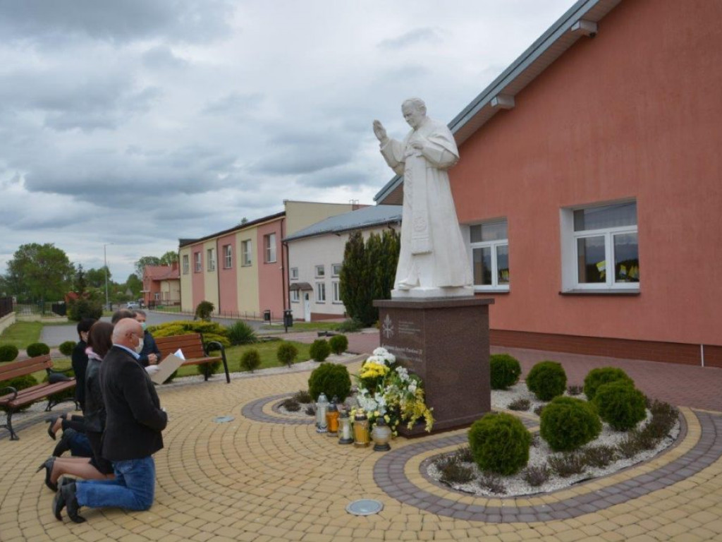 Uroczystość w Białce z okazji 100. rocznicy urodzin Jana Pawła II