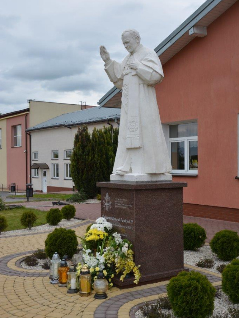 Uroczystość w Białce z okazji 100. rocznicy urodzin Jana Pawła II