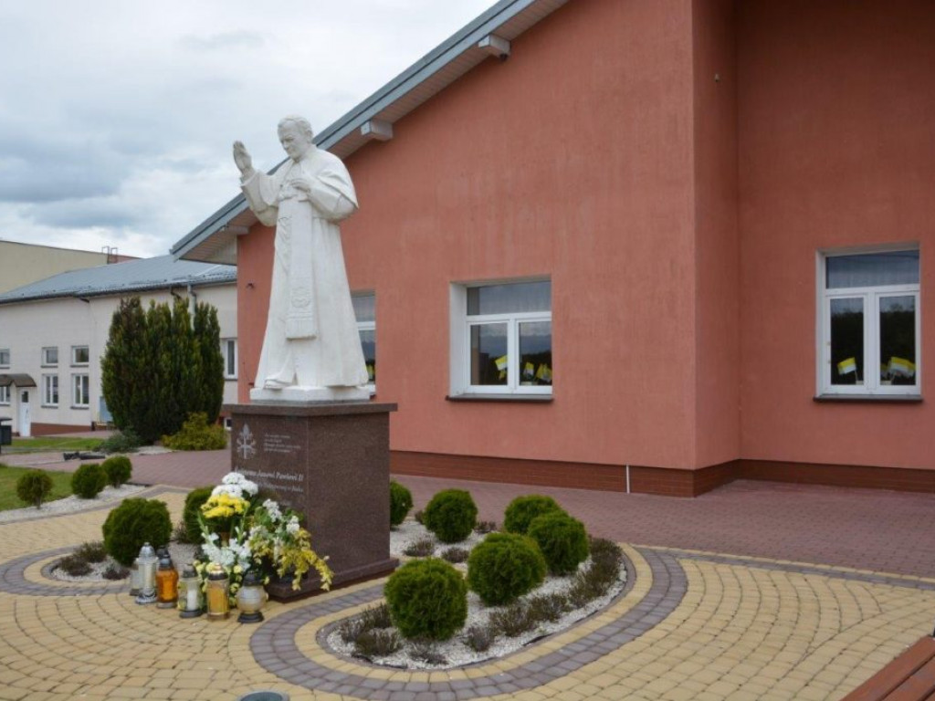 Uroczystość w Białce z okazji 100. rocznicy urodzin Jana Pawła II