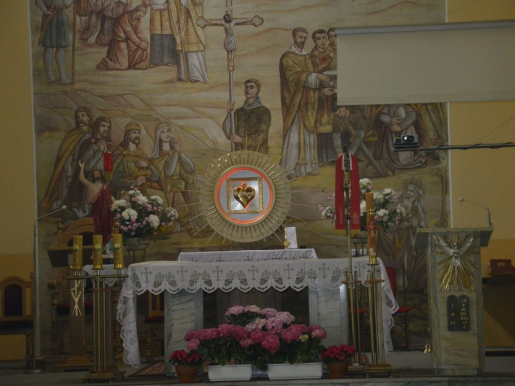 Parafia NMP Wspomożycielki Wiernych w Borkach