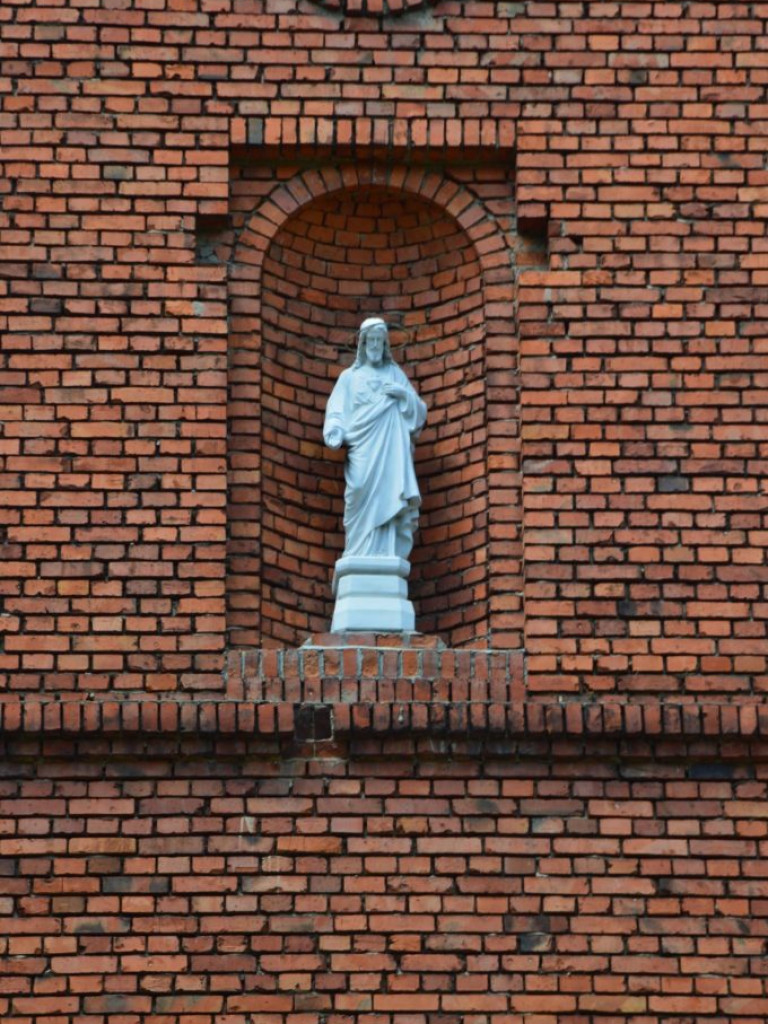 Parafia NMP Wspomożycielki Wiernych w Borkach