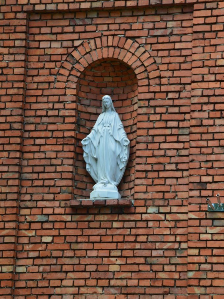 Parafia NMP Wspomożycielki Wiernych w Borkach