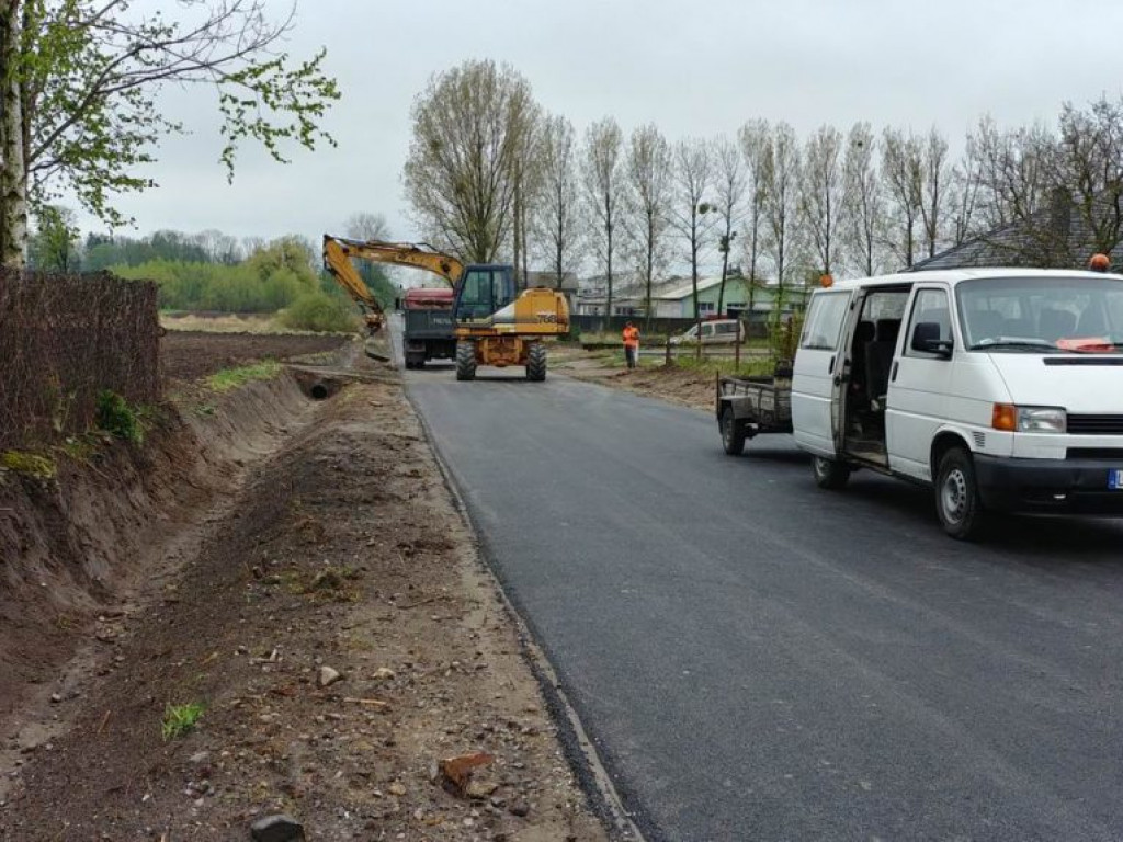 Zakończenie przebudowy drogi w Bezwoli