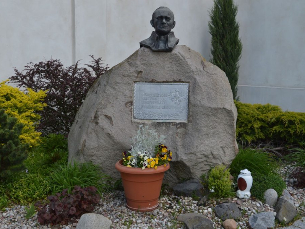 Parafia św. Filipa Neriego w Kąkolewnicy