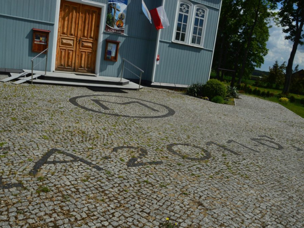 Parafia Nawiedzenia NMP w Kolembrodach