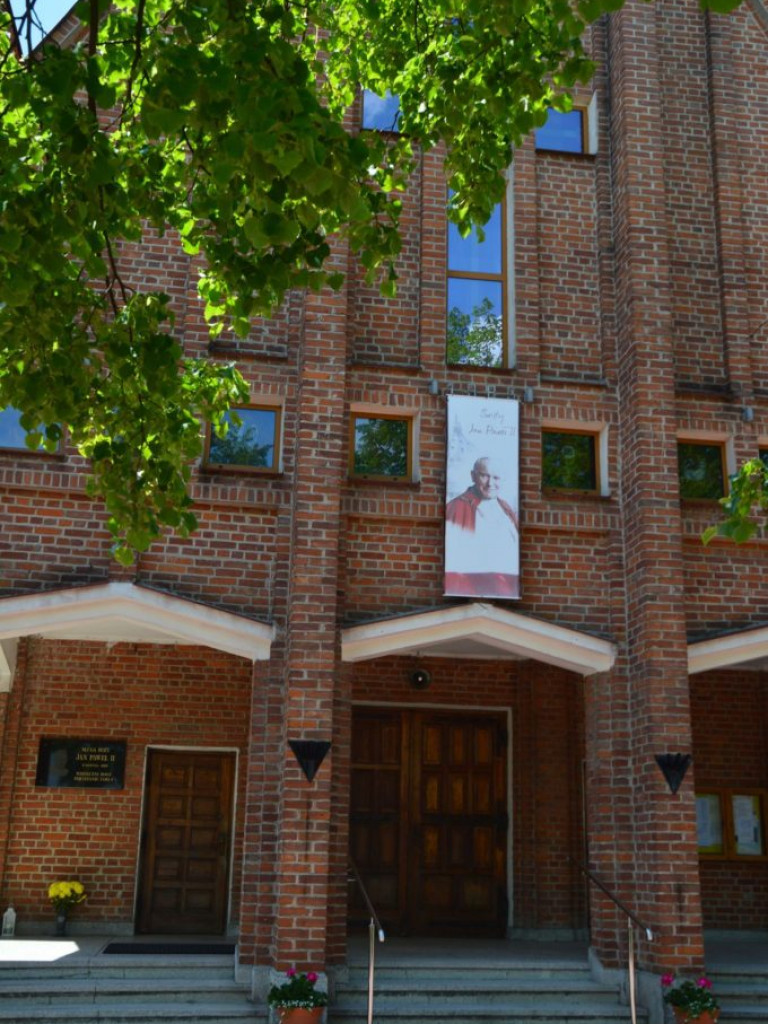 Parafia NMP Matki Kościoła w Tarle