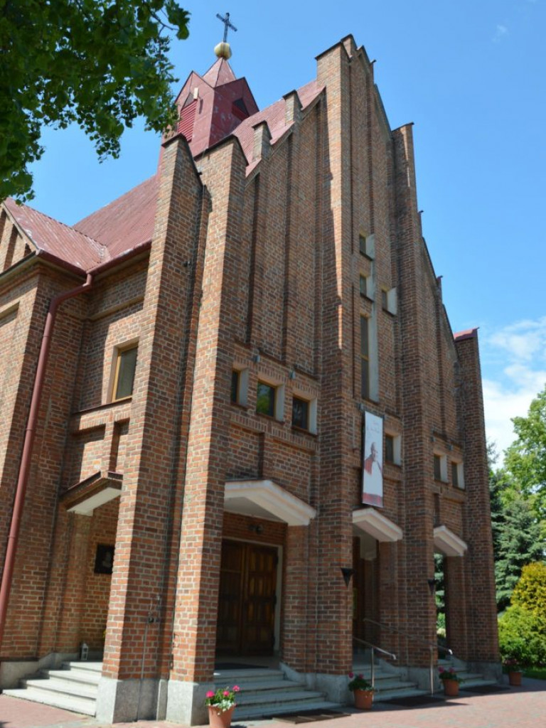 Parafia NMP Matki Kościoła w Tarle