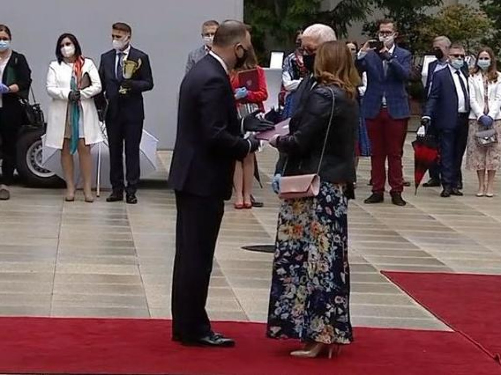 Spomlek mistrzem AgroLigi. Nagrodę wręczył prezydent