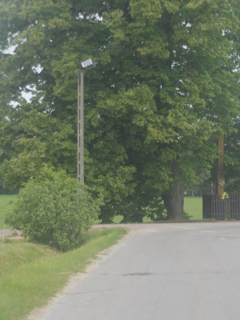 Nowa latarnia ledowa w Ossowie