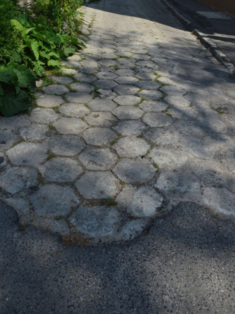 Problem z bocznym odgałęzieniem, czyli ulica Jana Pawła II