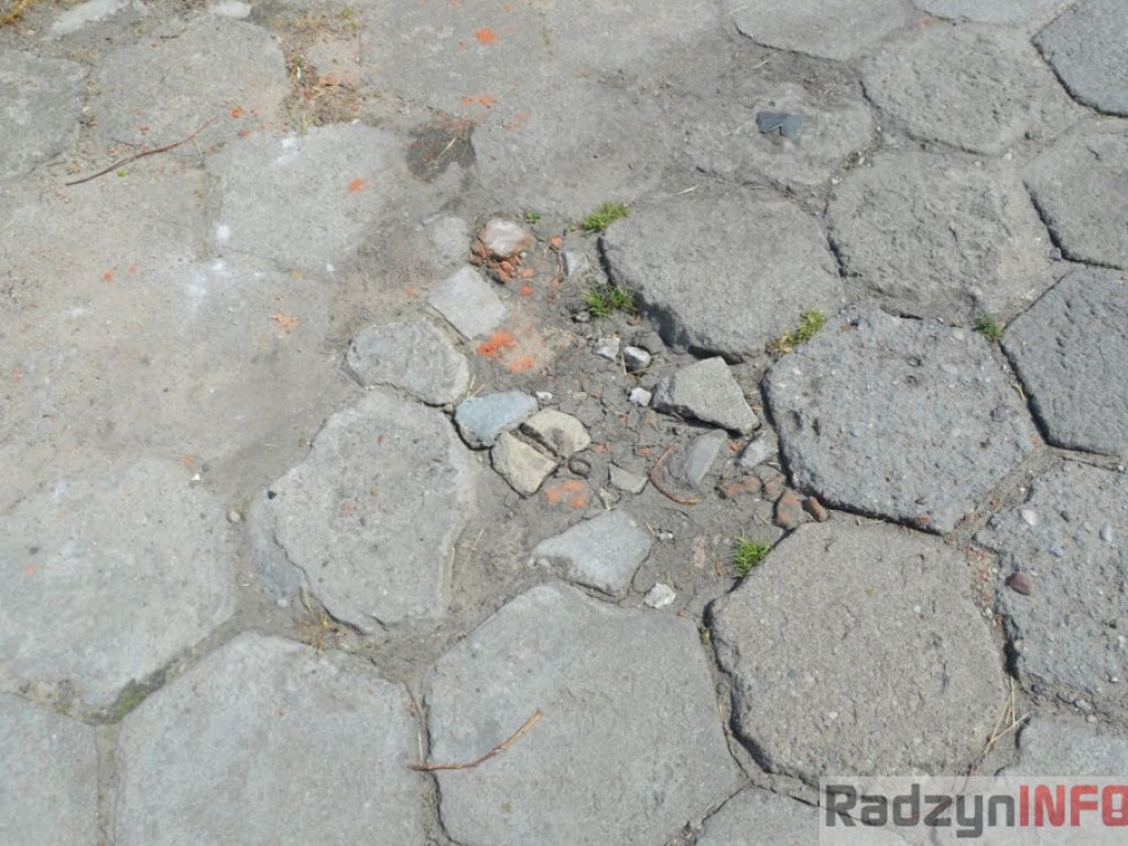 Problem z bocznym odgałęzieniem, czyli ulica Jana Pawła II