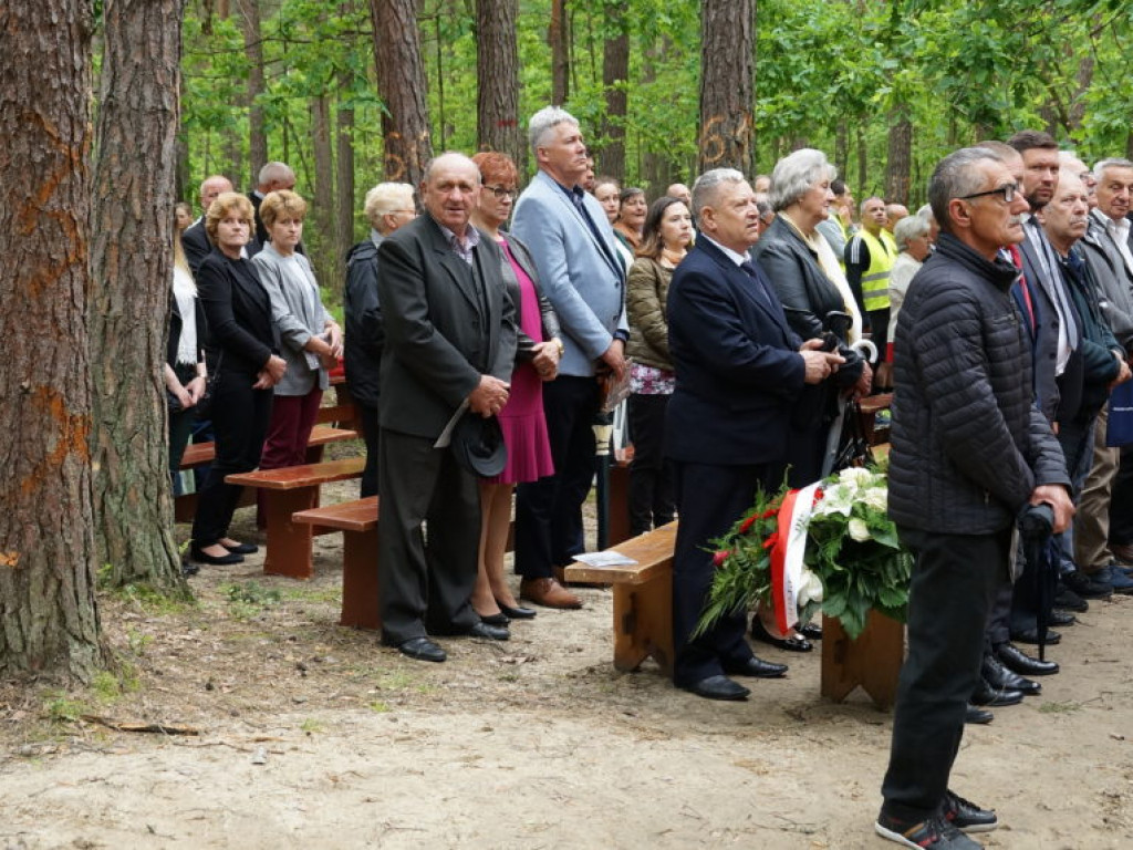 Uroczystość patriotyczna na uroczysku Baran