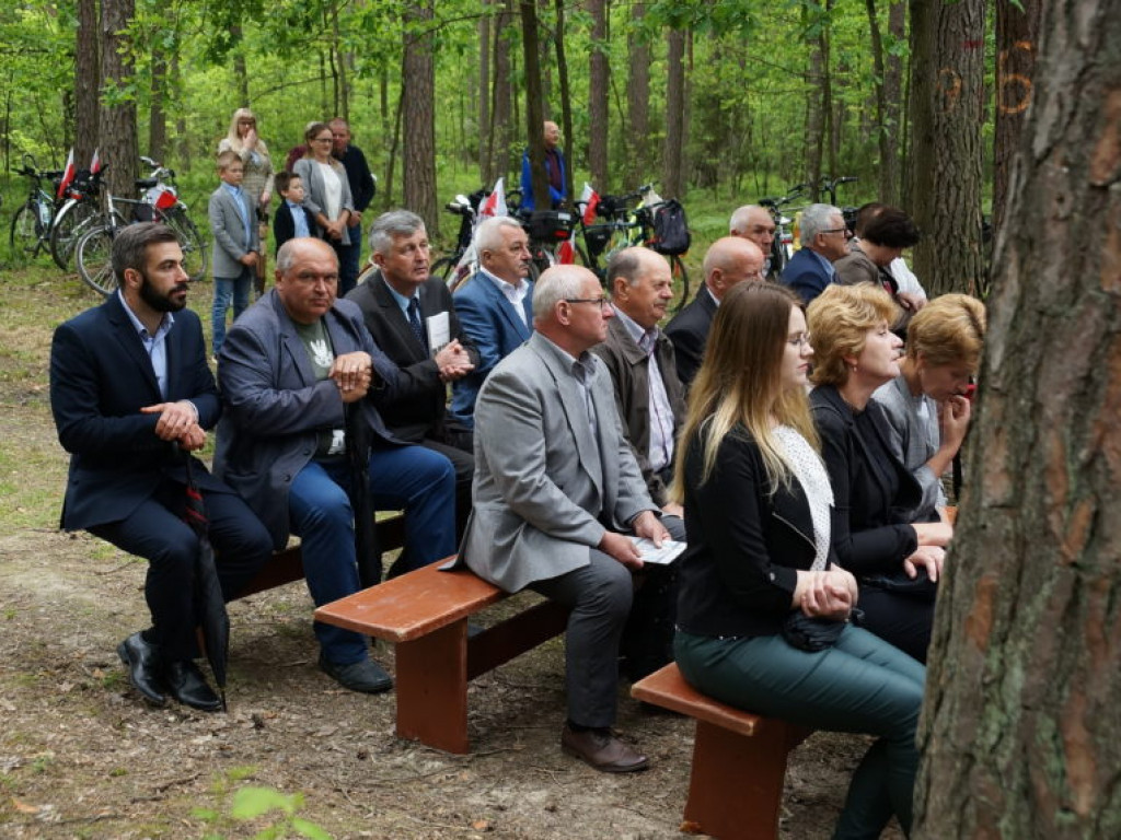 Uroczystość patriotyczna na uroczysku Baran