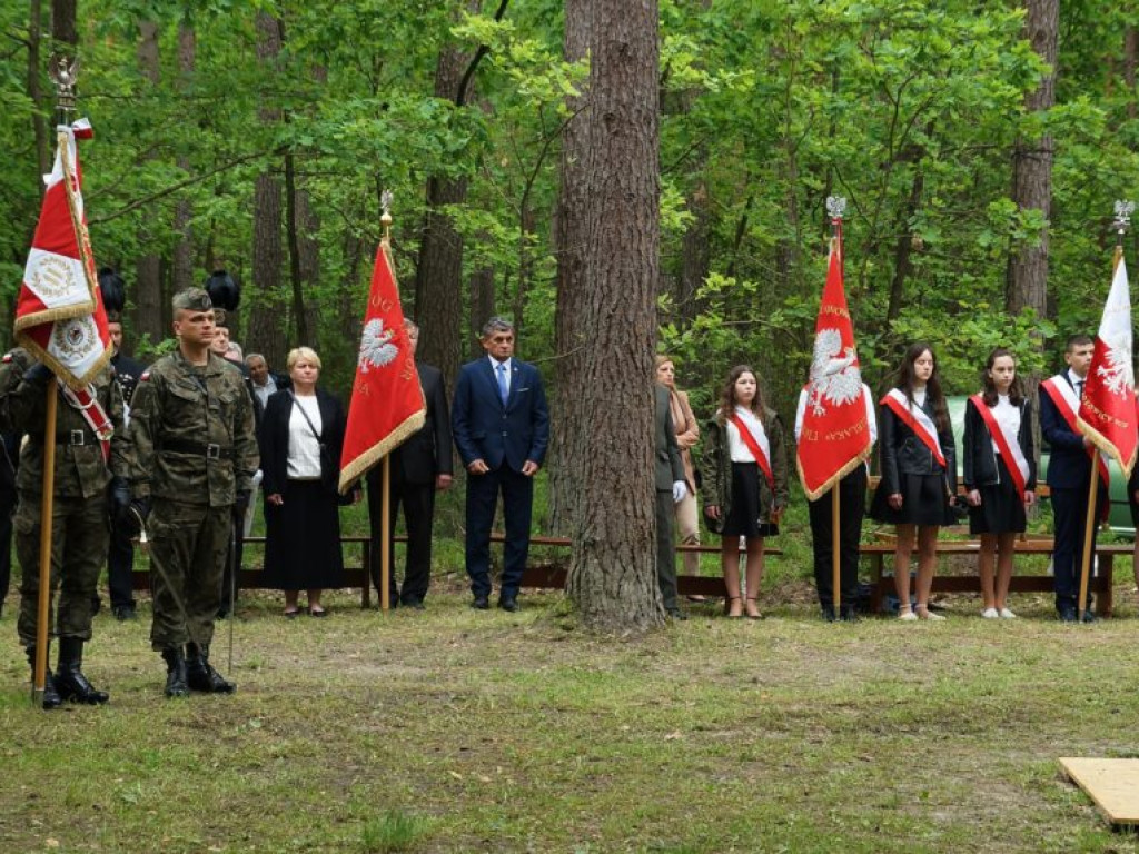 Uroczystość patriotyczna na uroczysku Baran
