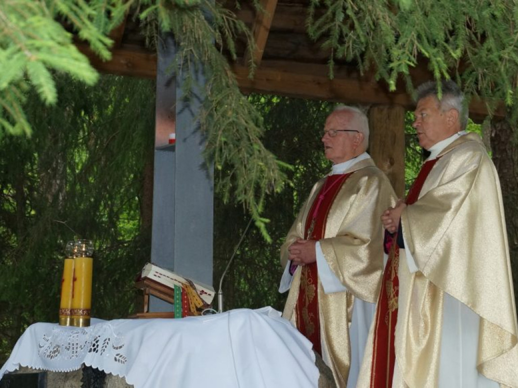 Uroczystość patriotyczna na uroczysku Baran