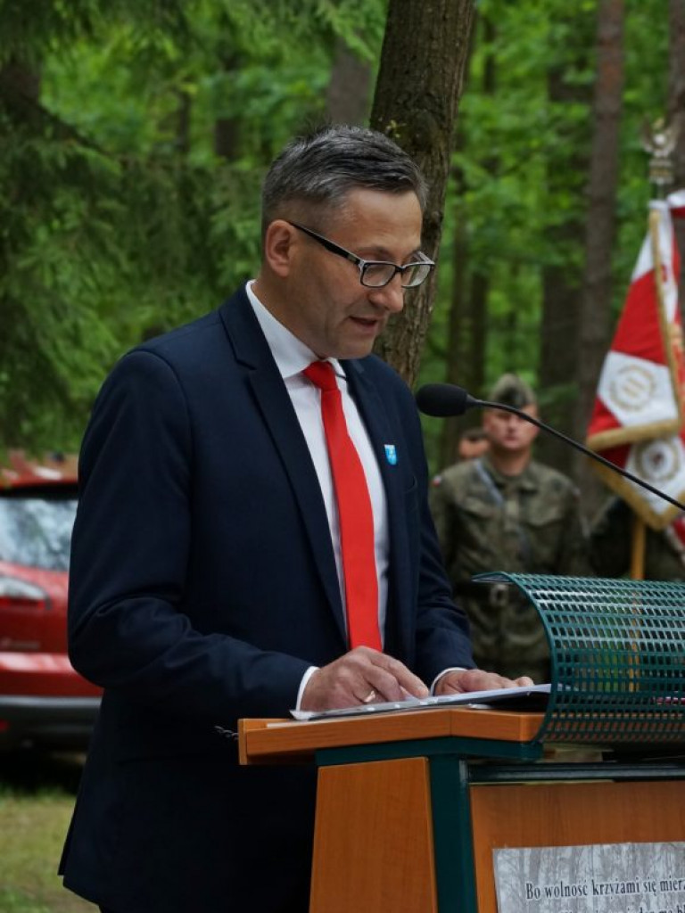 Uroczystość patriotyczna na uroczysku Baran