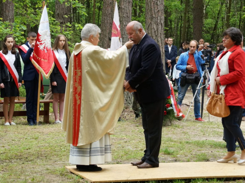 Uroczystość patriotyczna na uroczysku Baran