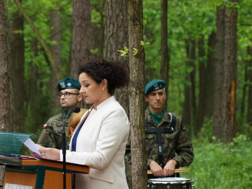 Uroczystość patriotyczna na uroczysku Baran