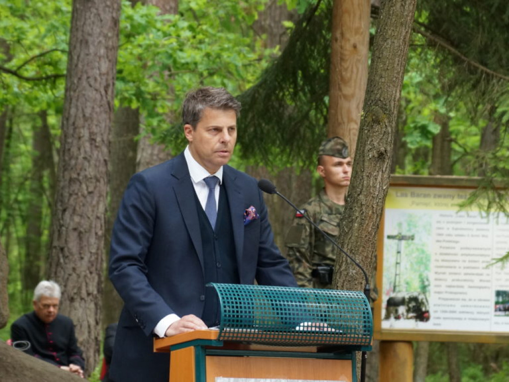 Uroczystość patriotyczna na uroczysku Baran