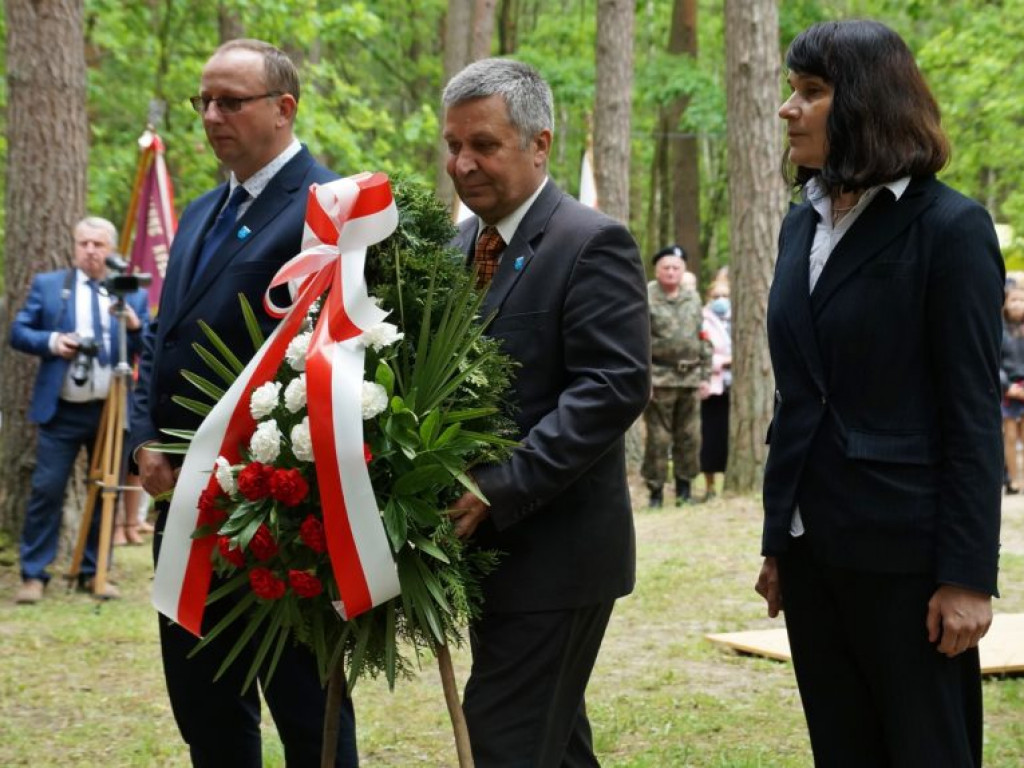Uroczystość patriotyczna na uroczysku Baran