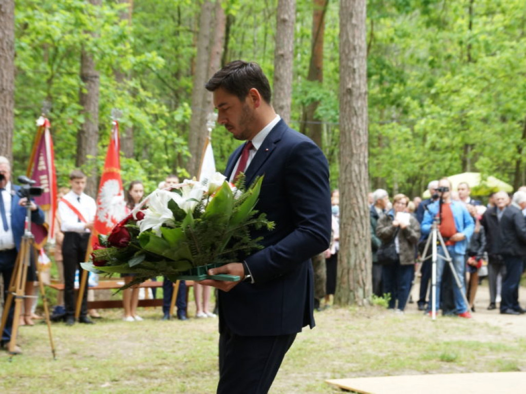 Uroczystość patriotyczna na uroczysku Baran