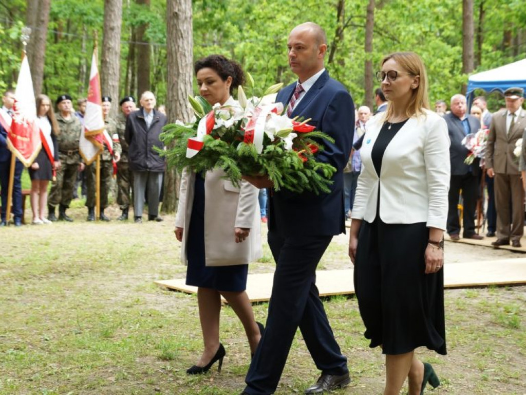 Uroczystość patriotyczna na uroczysku Baran