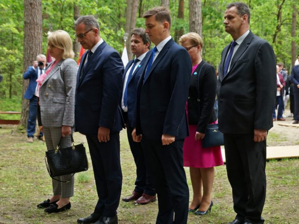 Uroczystość patriotyczna na uroczysku Baran