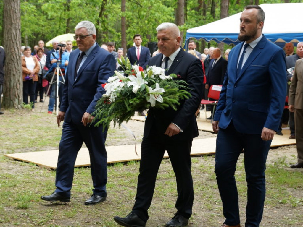 Uroczystość patriotyczna na uroczysku Baran