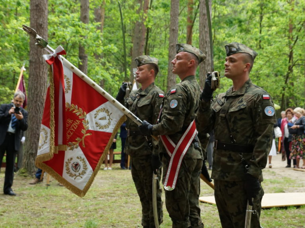 Uroczystość patriotyczna na uroczysku Baran