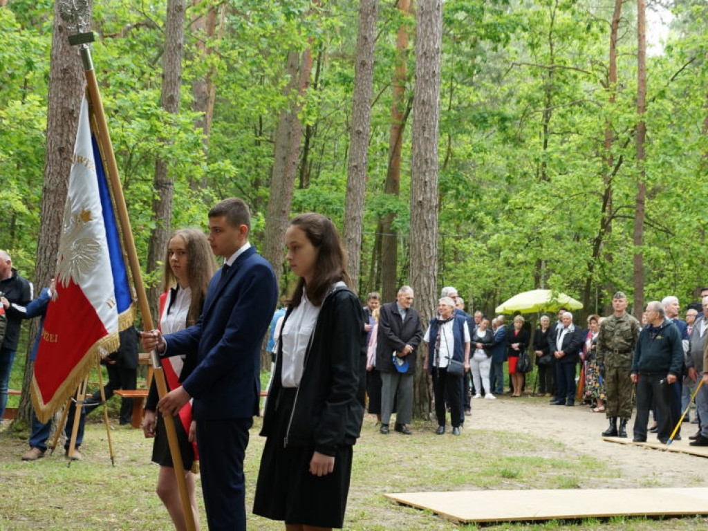 Uroczystość patriotyczna na uroczysku Baran